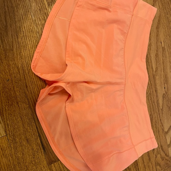 lululemon low rise 2.5” sunny coral speed up shorts - Picture 5 of 5